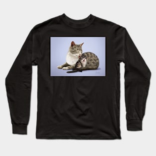 Cat and her baby Long Sleeve T-Shirt